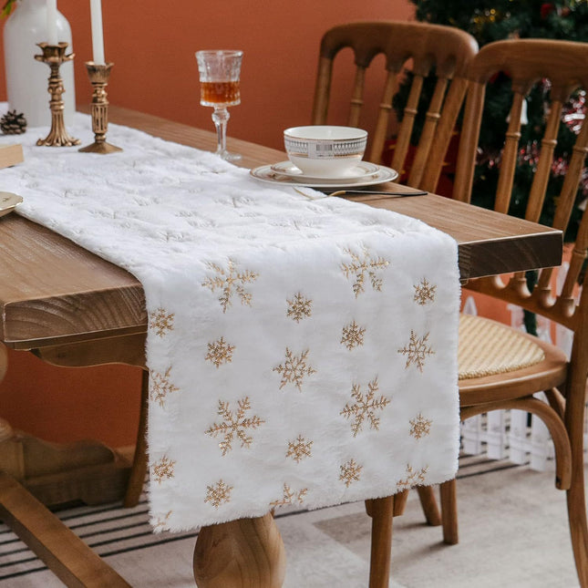 180cm Christmas Plush Table Runner Cloth Snowflakes Xmas Dining Party Tableware